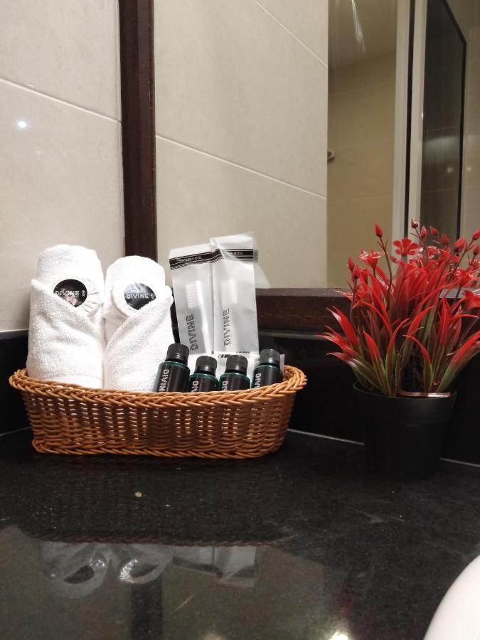 Hotel Temu Primula à Kampong Seberang Timor Extérieur photo