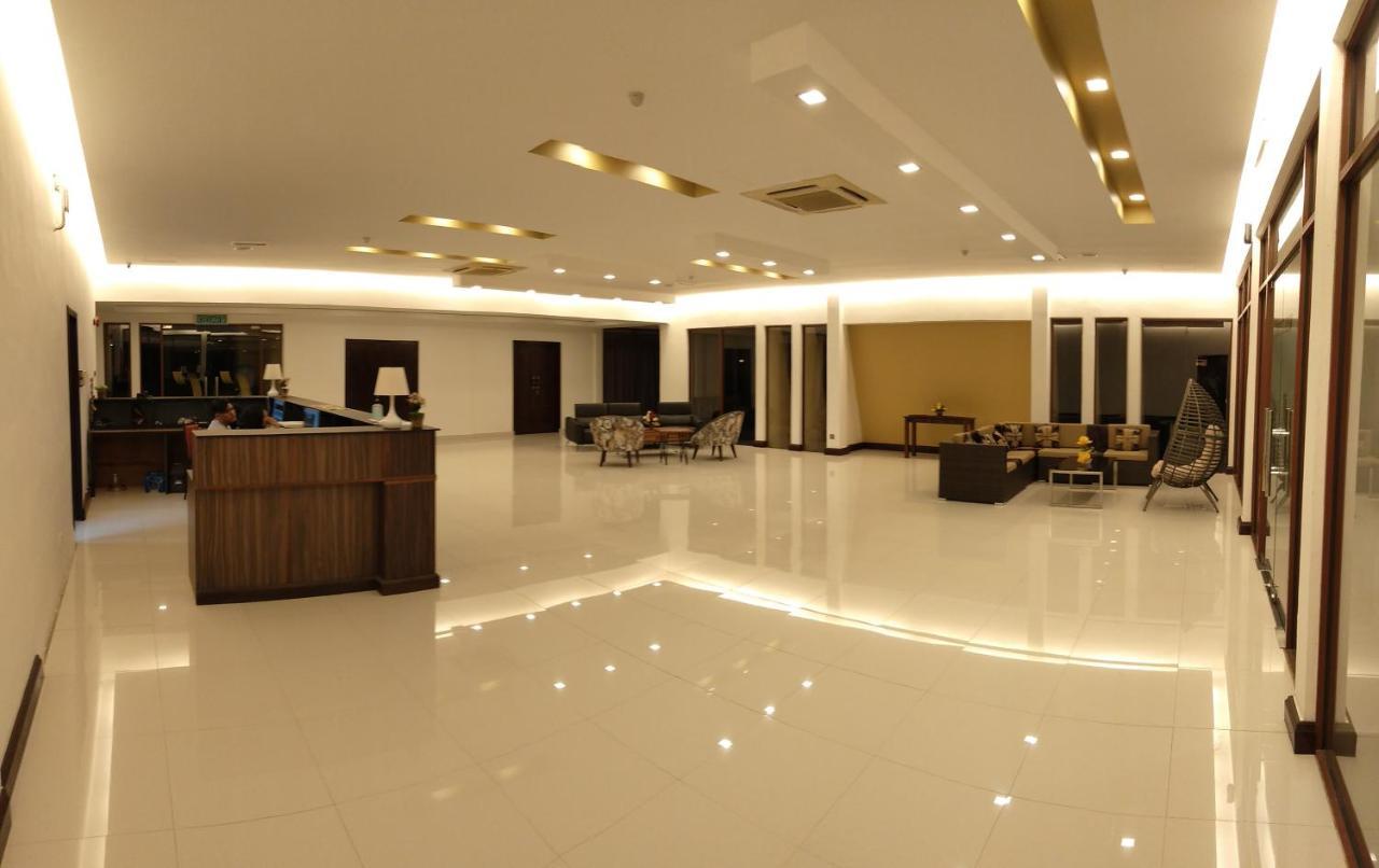 Hotel Temu Primula à Kampong Seberang Timor Extérieur photo